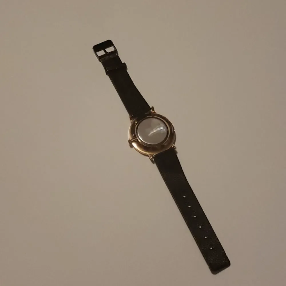 ‎Geneva Watch